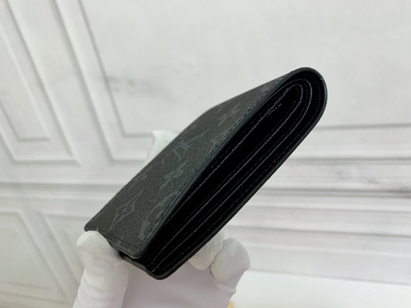 LVコピーウォレット背面デザイン